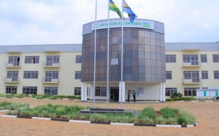 Gatsibo: Dore uko byamugendekeye akimara kwanika imyenda ku mugozi urimo umuriro w'amashanyarazi