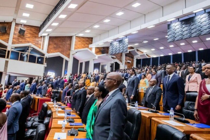 Perezida Kagame yakiriye indahiro z’abayobozi bashya