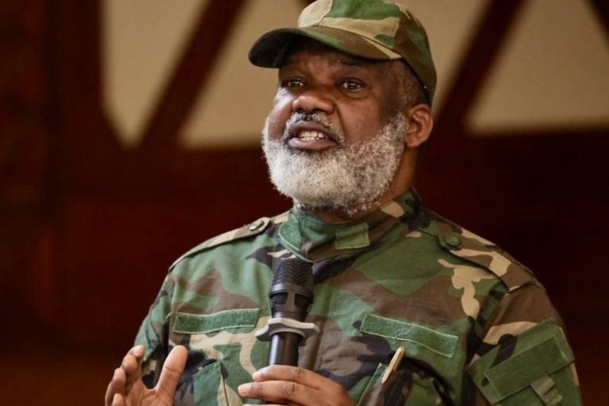 Bikomeje kuba bibi cyane muri Congo! Perezida Felix Tshisekedi asigaranye amahitano atatu, kwegura ku butegetsi, guhunga cyangwa gukuraho-Coenille Nangaa