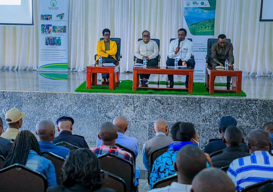 Gicumbi:Abadepite basabye ko ibiganiro by’Ubumwe n’Ubwiyunge byinjizwa mu buzima bwa buri munsi bw’Abanyarwanda