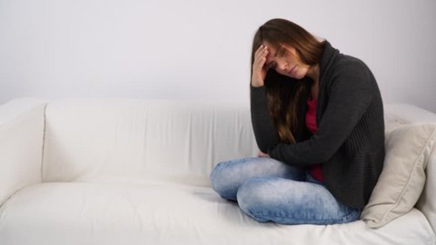 Ibimenyetso 10 byakwereka umuntu ufite indwara y’agahinda gakabije