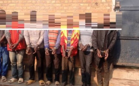 Abantu 8 biyise ‘Abaparakomando’ batawe muri yombi