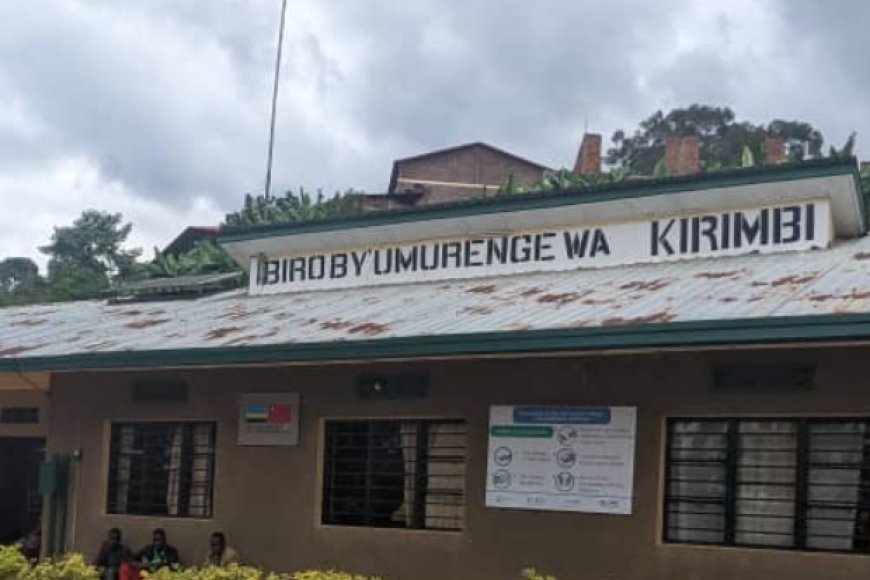 Umwana w’imyaka 13 yiyahuye atinya inkoni za se