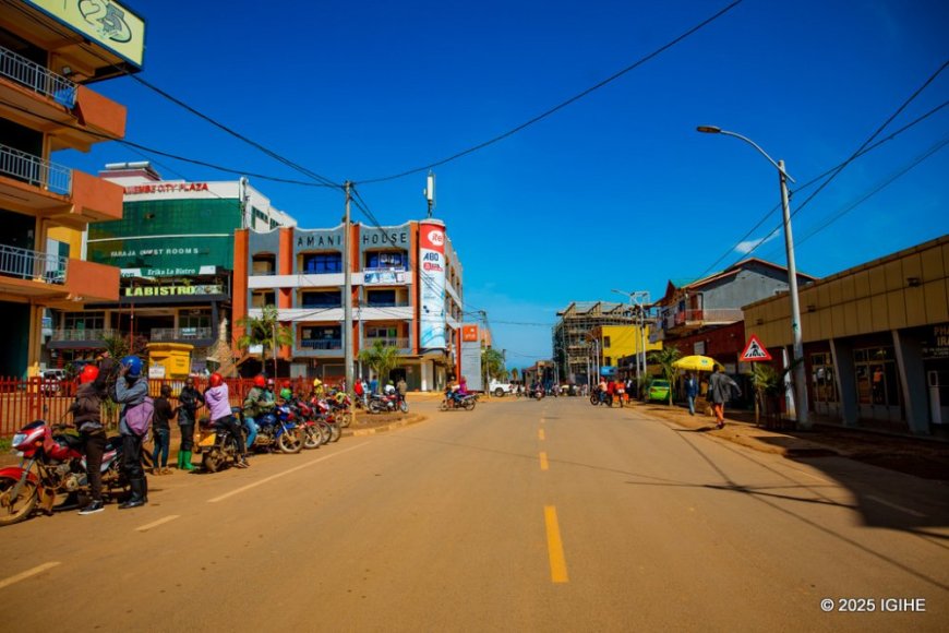 Rusizi icyeye kandi itekanye: Dore ibyihariye by’uyu mujyi w’amajyepfo (Amafoto)
