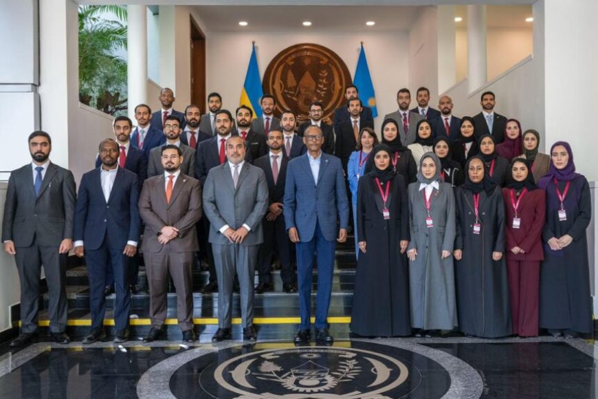 Perezida Paul Kagame yahaye inama abayobozi bo mu rwego rushinzwe imiyoborere muri Qatar