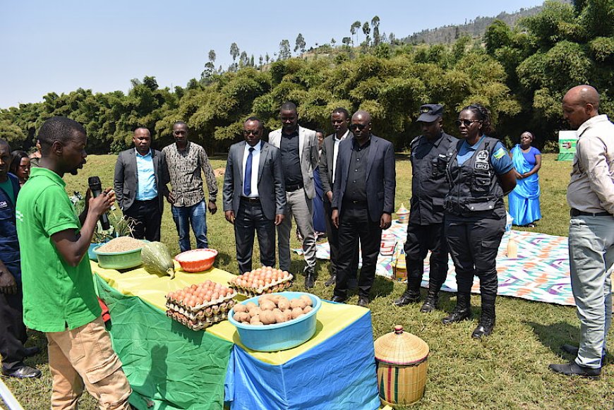 Rulindo: Hizihijwe Umuganura Hamurikwa Umusaruro w'ubuhinzi n'ubworozi.