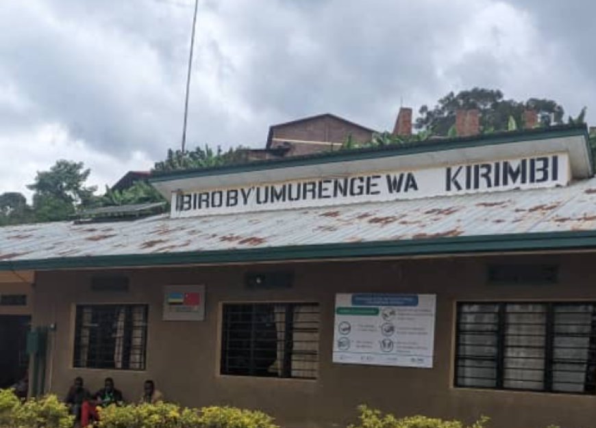 Umwana w’imyaka 13 yiyahuye atinya inkoni za se