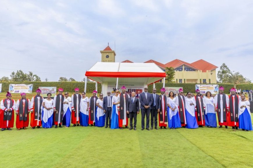 Perezida Kagame yashimiye EAR ubufatanye na Leta mu iterambere