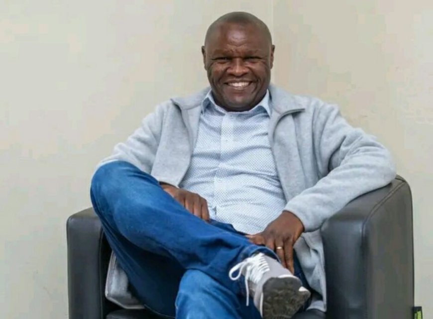 Umukire ukomeye yiciwe mu biro bye