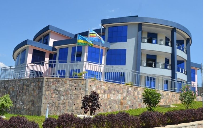 Nyanza: Umwana na Se bafunzwe bazira gusambanya abana babasimburanaho