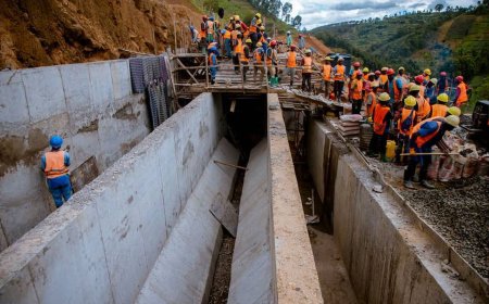 Nyamasheke: Abantu 8 bapfiriye mu mpanuka y'urukuta rwagwiriye abari kubaka urugomero rwa Nyirahindwe I