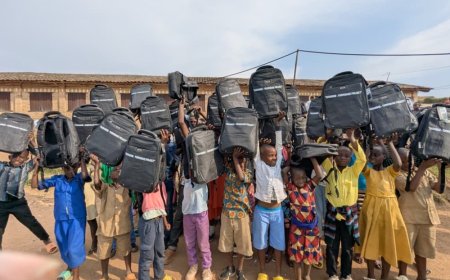 Muhanga: Abana 186 bahawe ubufasha bwo kwiga, ababyeyi basabwa kudapfusha amahirwe ubusa