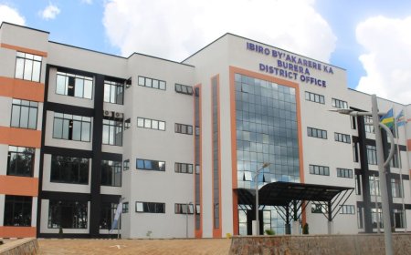 Inkuru y'akababaro  umukobwa yakubiswe n'inkuba ahita yitaba Imana