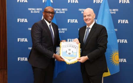 Perezida wa FERWAFA Shema Ngoga Fabrice yahuye n’umuyobozi wa FIFA