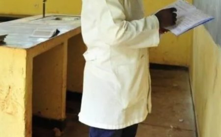 Rubavu: Umwarimu yafatiwe ku ishuri yigishaho, akekwaho ibikorwa bidasanzwe