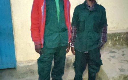 Nyamasheke: Abanyerondo 2 bafatiwe mu iduka bari kwiba