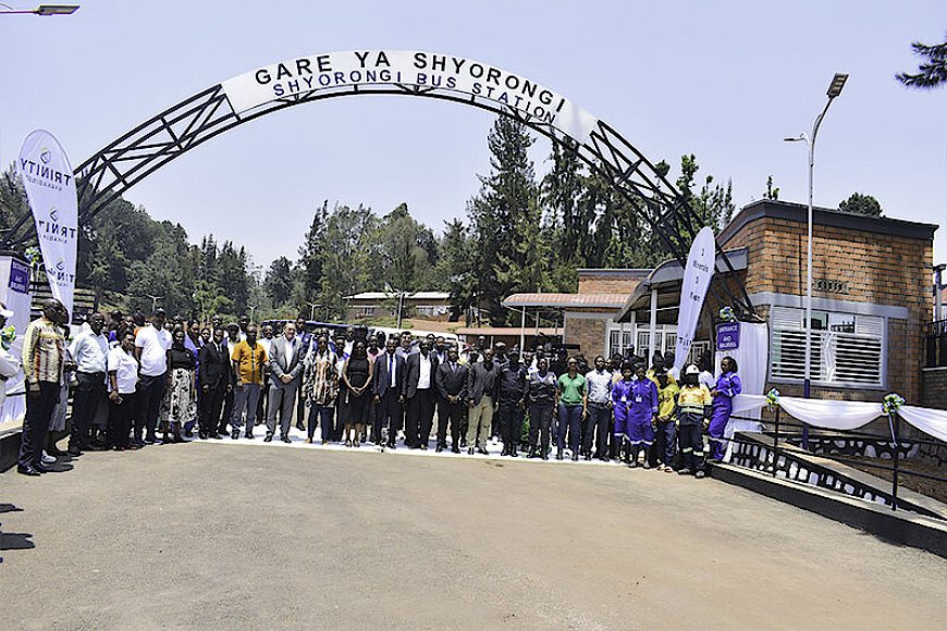 Rulindo: Umuyobozi w'akarere Mm  MUKANYIRIGIRA Judith yafunguye ku mugaragaro Gare ya  Shyorongi