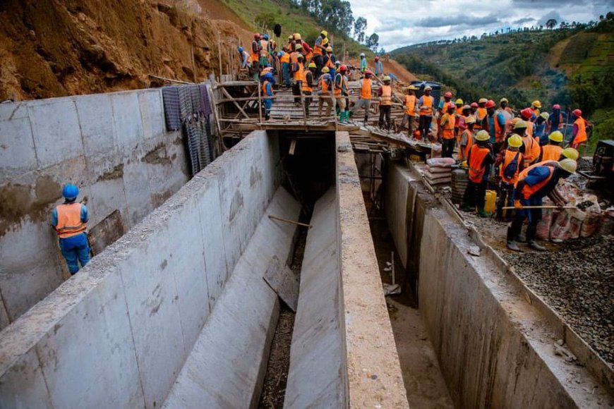 Nyamasheke: Abantu 8 bapfiriye mu mpanuka y'urukuta rwagwiriye abari kubaka urugomero rwa Nyirahindwe I