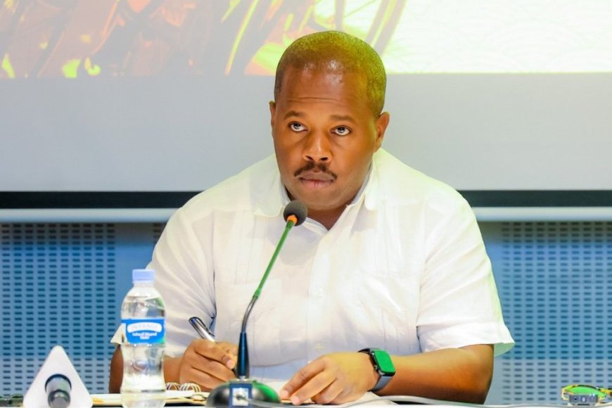 Shampiyona y’Isi si impamvu yo kudakomeza akazi – Meya Dusengiyumva