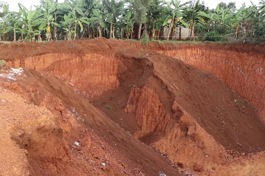 Kamonyi: Abaturage bo ku Mataba batewe impungenge n’ikinogo kinini cyasizwe na rwiyemezamirimo