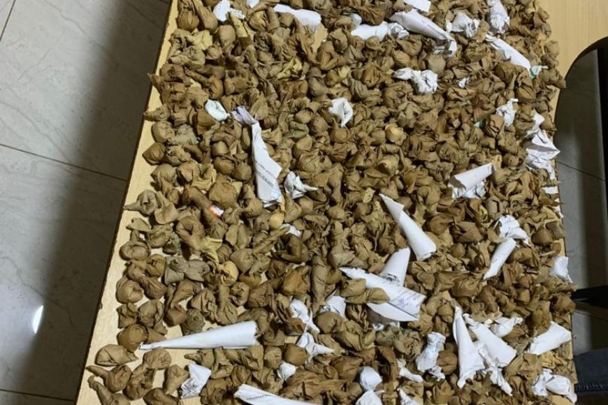 KIGALI: Polisi yafashe abantu batatu bacuruza urumogi