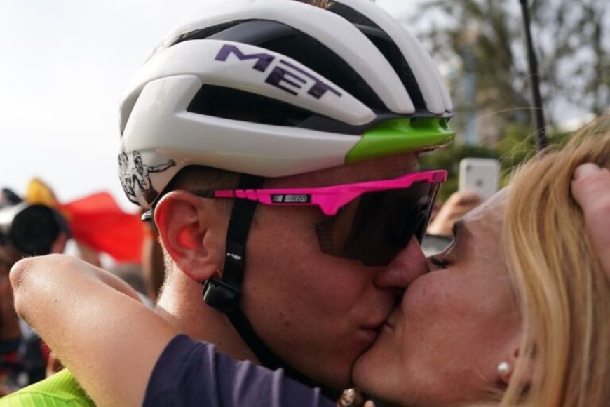 Kigali: Tadej Pogačar yisubije icyubahiro muri shampiyona y'isi y'amagare mu cyiciro cy’Abagabo