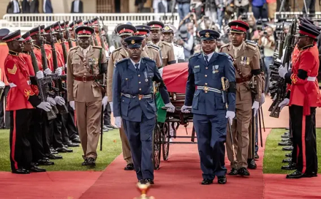 Kenya:Abantu benshi bakomeretse mu gihe batatu bapfuye ubwo bari mu muhango wo gusezera Odinga