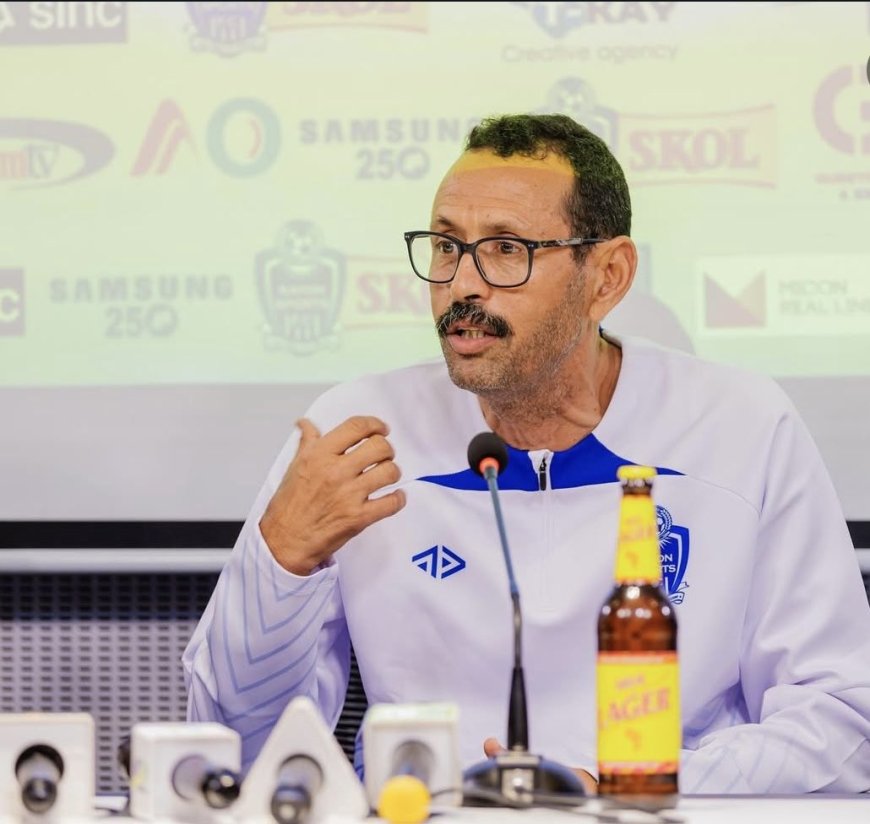 Rayon Sports yahagaritse umutoza wayo Afhamia Lotfi n’umwungiriza we