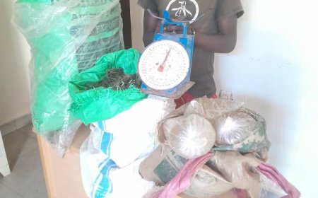 Gakenke: Yafatanywe ibiro 17 by’urumogi na litiro 14 za kanyanga yakwirakwizaga mu baturage