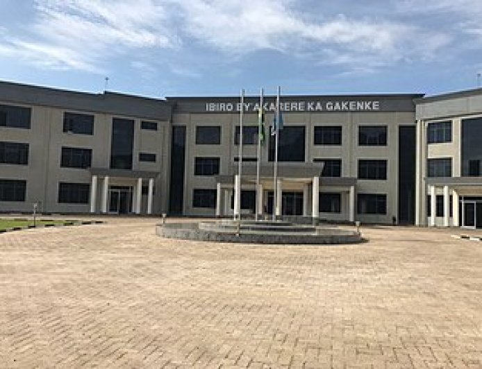 Gakenke: Ikirombe cyagwiriye abantu 72, barindwi bahasiga ubuzima abandi barakomereka