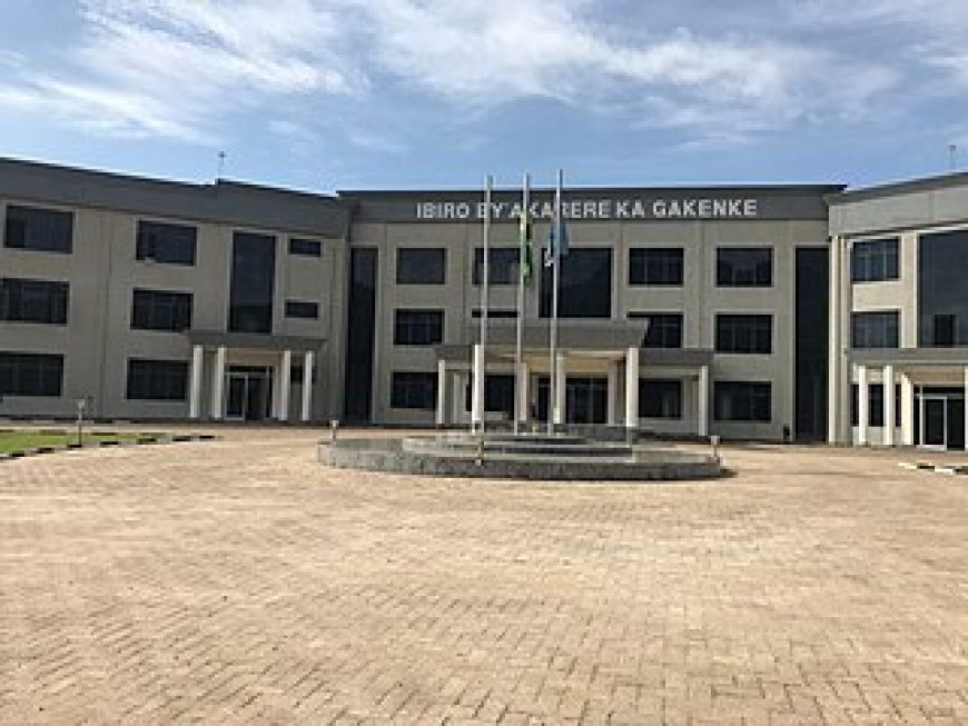 Gakenke: Ikirombe cyagwiriye abantu 72, barindwi bahasiga ubuzima abandi barakomereka