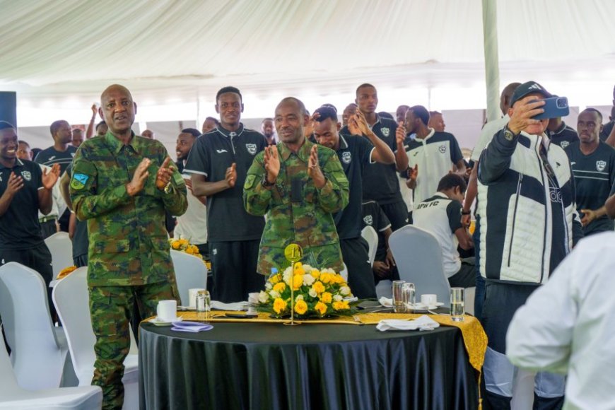 Gen Mubarakh Muganga yakiye kumeza Apr fc nyuma yo kunyagira rayon sports