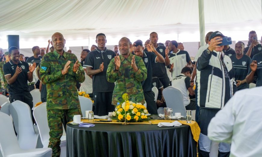 Gen Mubarakh Muganga yakiye kumeza Apr fc nyuma yo kunyagira rayon sports