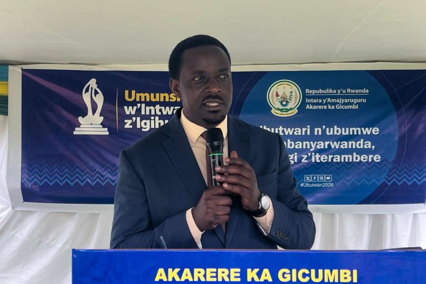 Gicumbi: Urubyiruko rugera ku Murindi w’intwari ahari indaki y’umukuru w’igihugu, rushimangira ko ruzasobanura amateka mu gihe kizaza