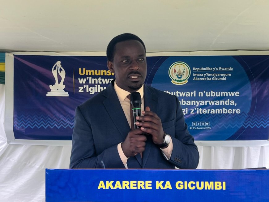 Gicumbi: Urubyiruko rugera ku Murindi w’intwari ahari indaki y’umukuru w’igihugu, rushimangira ko ruzasobanura amateka mu gihe kizaza