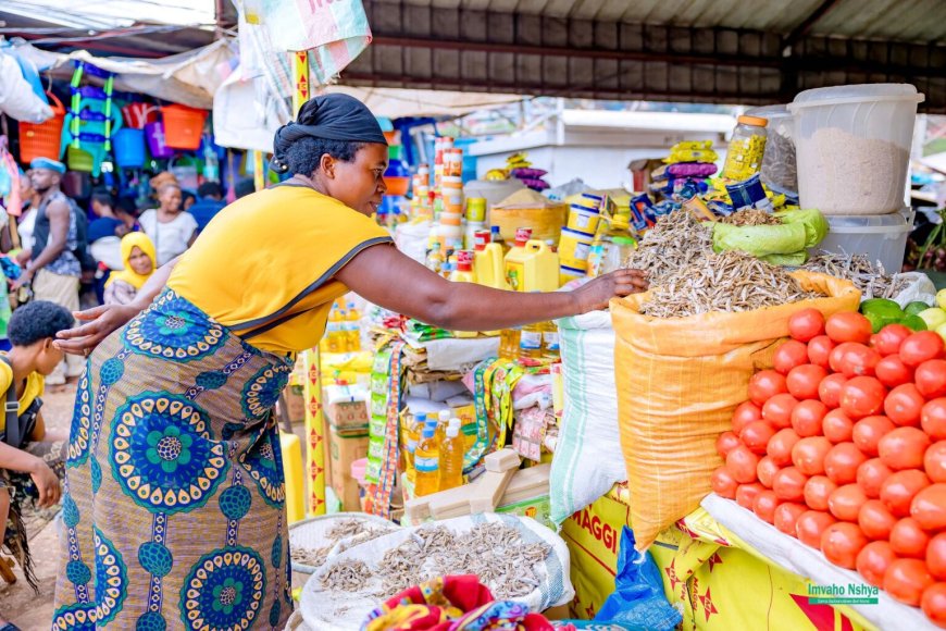 MINICOM yongeye kwihanangiriza abazamura ibiciro by’ingendo n’abacuruzi bongera ibiciro uko bashatse