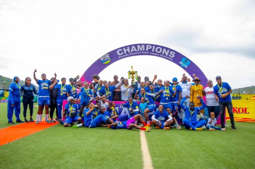 Ninde uzahagarika iy'ikipe:Rayon Sports WFC yegukanye Igikombe  ku nshuro ya gatatu yikurikiranya