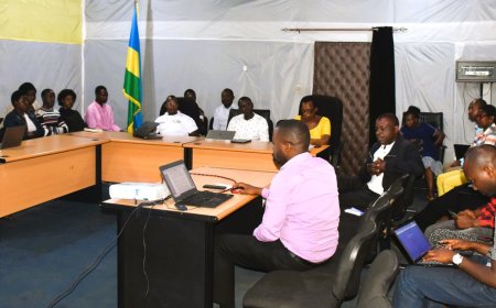 Karongi: Ikoranabuhanga rya “Mbaza” rigiye guhindura imitangire ya serivisi, abaturage bamaze kohereza ibibazo birenga 1.300