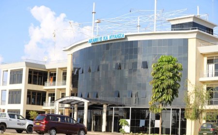 Nyanza: Hafashwe abagabo batatu (3) bakekwaho kwiba Moto bakagurisha ibice byazo