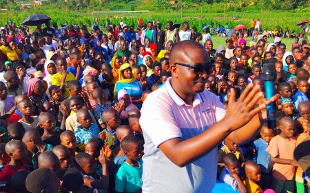 Rulindo: Itsinda rya Bijey Comedy ryatanze ibyishimo mu bukangurambaga bwo kurwanya ibiyobyabwenge