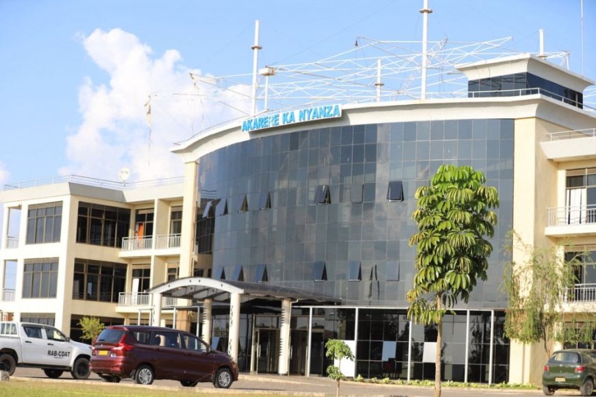 Nyanza: Hafashwe abagabo batatu (3) bakekwaho kwiba Moto bakagurisha ibice byazo