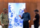 Perezida Kagame yaganiriye na Gen Muhoozi ndetse bakina Basketball