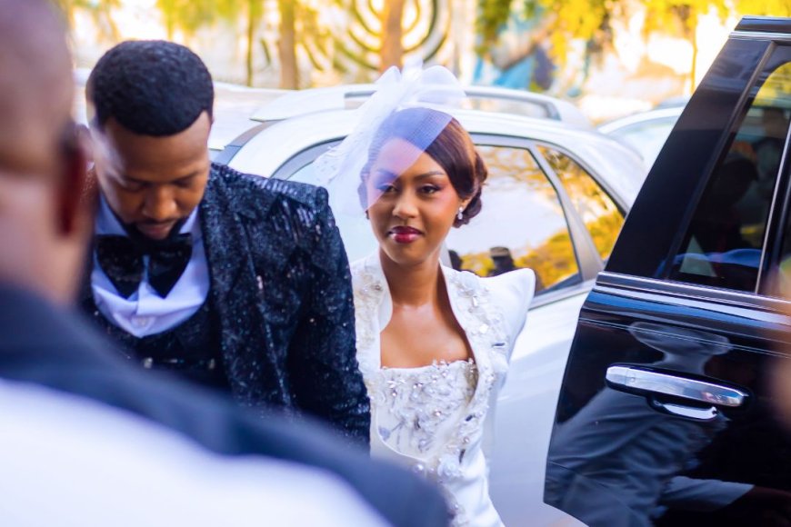 Nyambo Jesca na Uwiragiye Richard basezeranye imbere y’amategeko